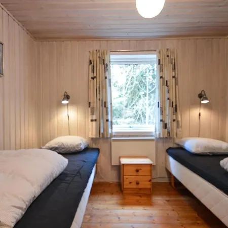 Three-bedroom With A Fireplace In Feriehus