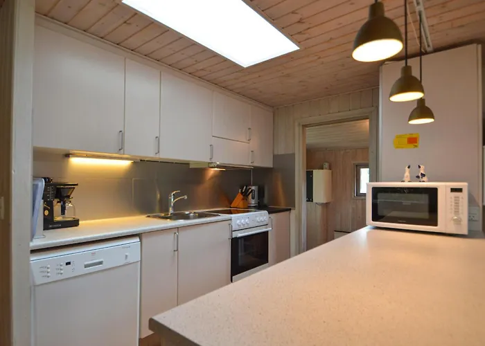 Three-bedroom With A Fireplace In Romo