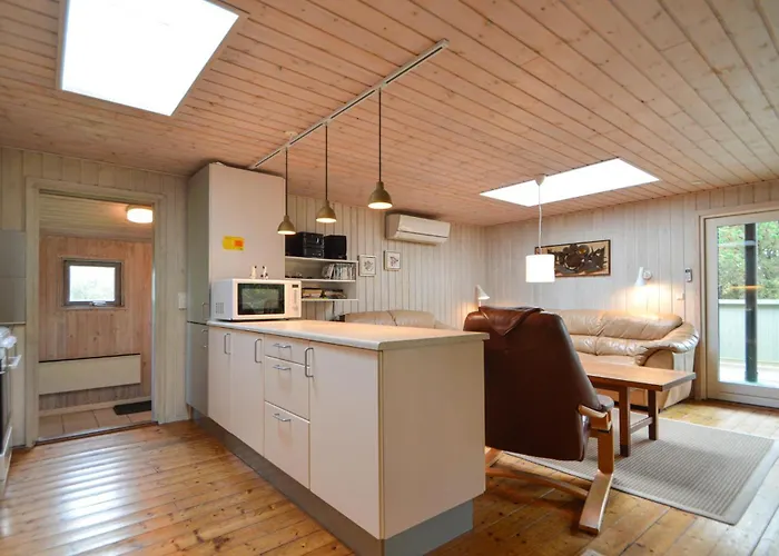 Three-bedroom With A Fireplace In Romo